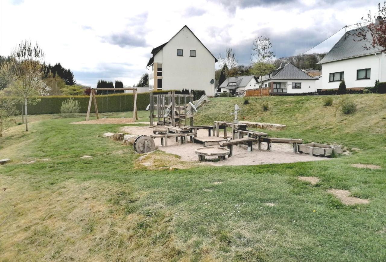 Ferienhaus Leo Blankenrath المظهر الخارجي الصورة